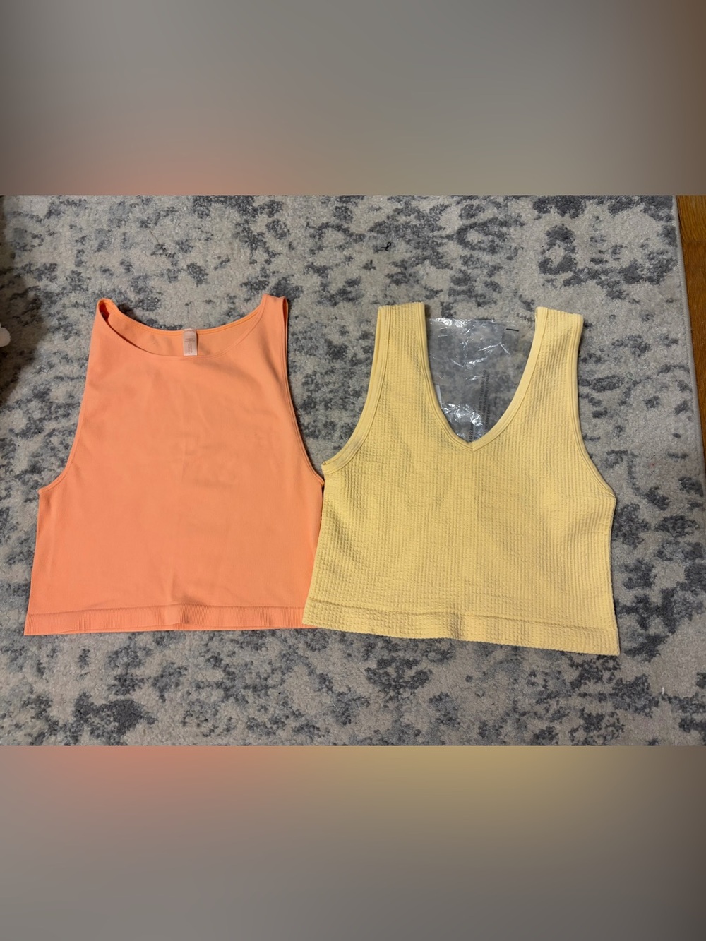 Cropped tank tops